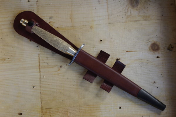 F-S fighting knife 1st pattern - Image 2